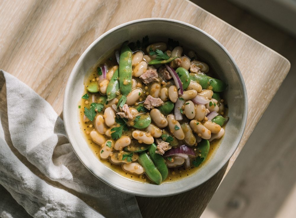 Bønnesalat med tun og grov sennepsvinaigrette