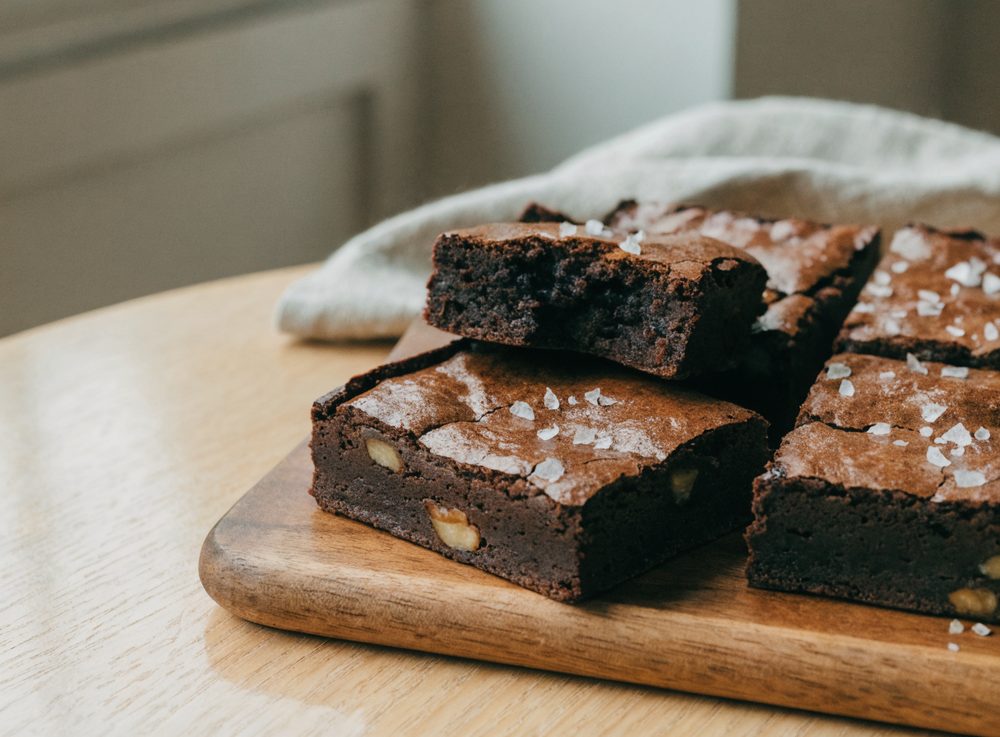 Brownies med valnødder og flagesalt