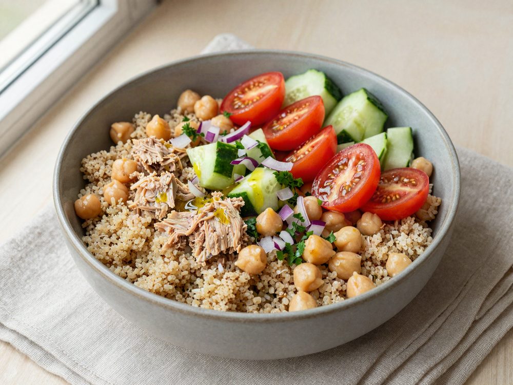 Tunbowl med quinoa og agurk